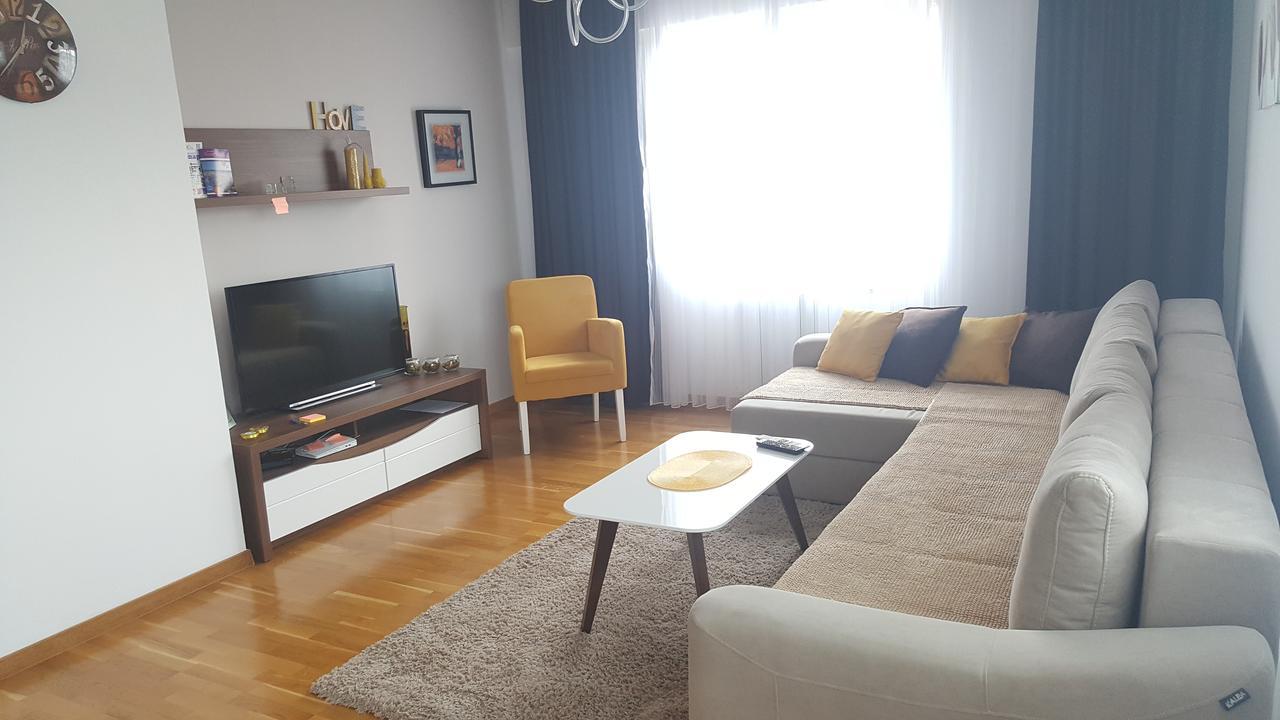 Prestige Apartment Tuzla Buitenkant foto